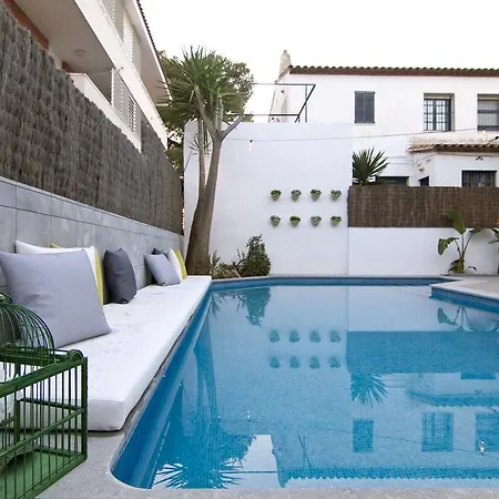 Casa Agustin * سيدجيس